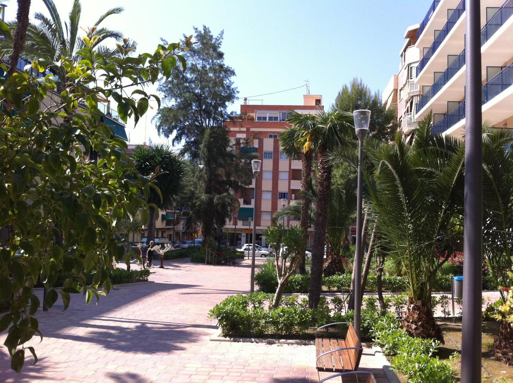 Rosabel Hotel Benidorm Bagian luar foto