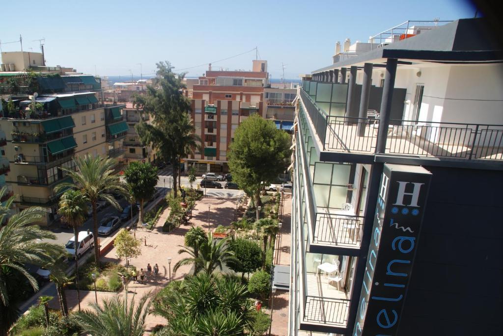Rosabel Hotel Benidorm Bagian luar foto