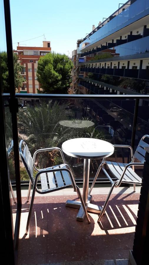 Rosabel Hotel Benidorm Bagian luar foto