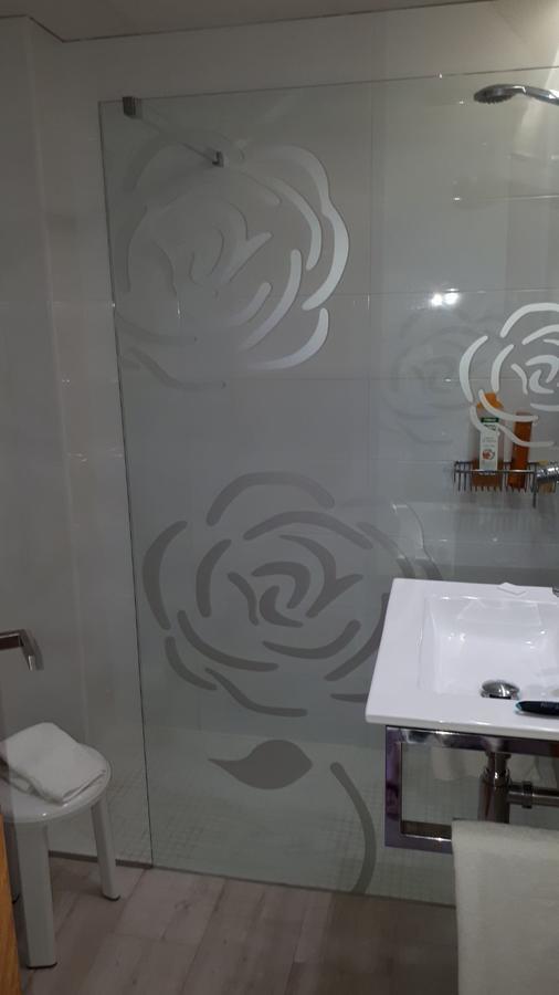 Rosabel Hotel Benidorm Bagian luar foto